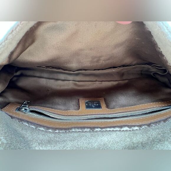 FENDI  Wool Pony Hair Flower Applique Baguette Brown - Picture 8 of 14